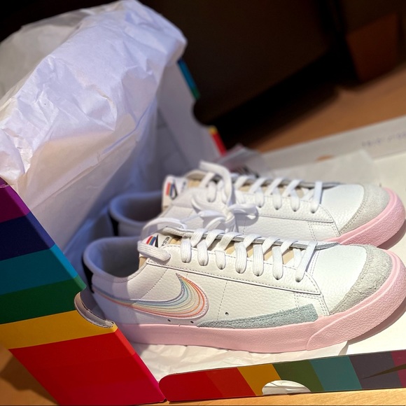 Nike Blazer Low '77 VNTG BT Sneaker Size 11 Men's NWT UNISEX Size 12.5 Woman's - Picture 5 of 16